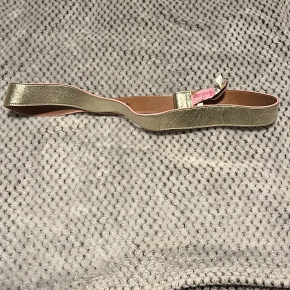 Lilly Pulitzer gold leatherr belt with a pink and green  jeweled starfish. EUC! - Picture 4 of 4